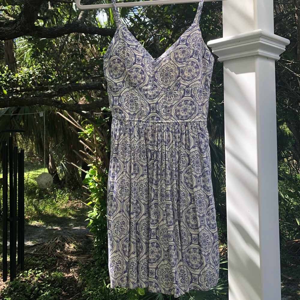 Simple sweetheart dress